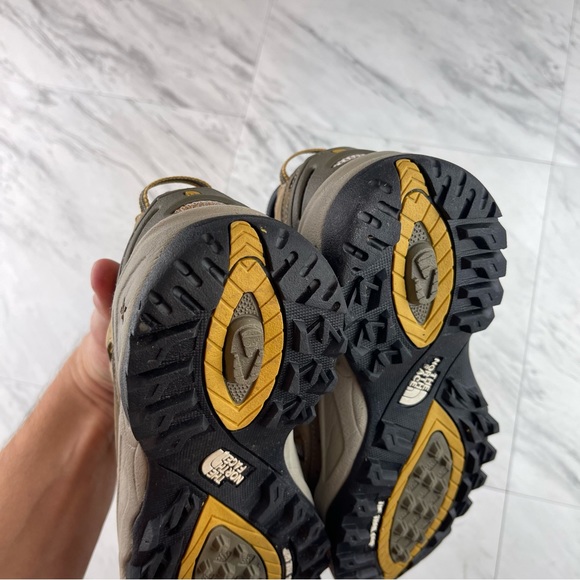 •The North Face womens hiking Sneakers shoes Size 8 TNF Trail Grip - Picture 13 of 13